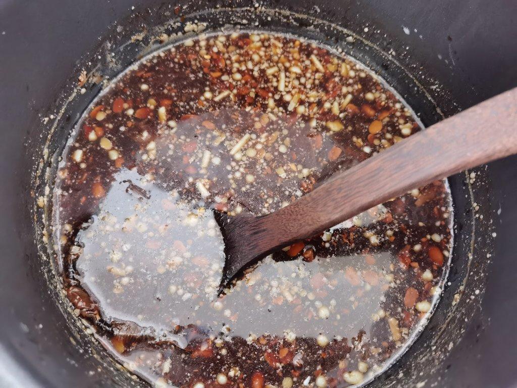 酱牛腱子肉~~（附酱猪腱子肉和卤鸡蛋做法）