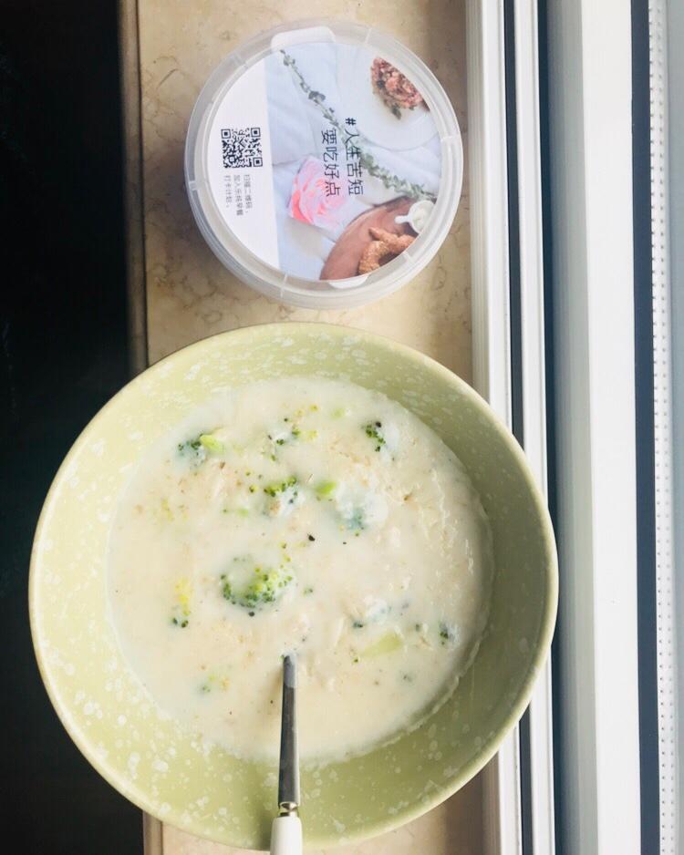 牛奶燕麦咸鲜玉米粥