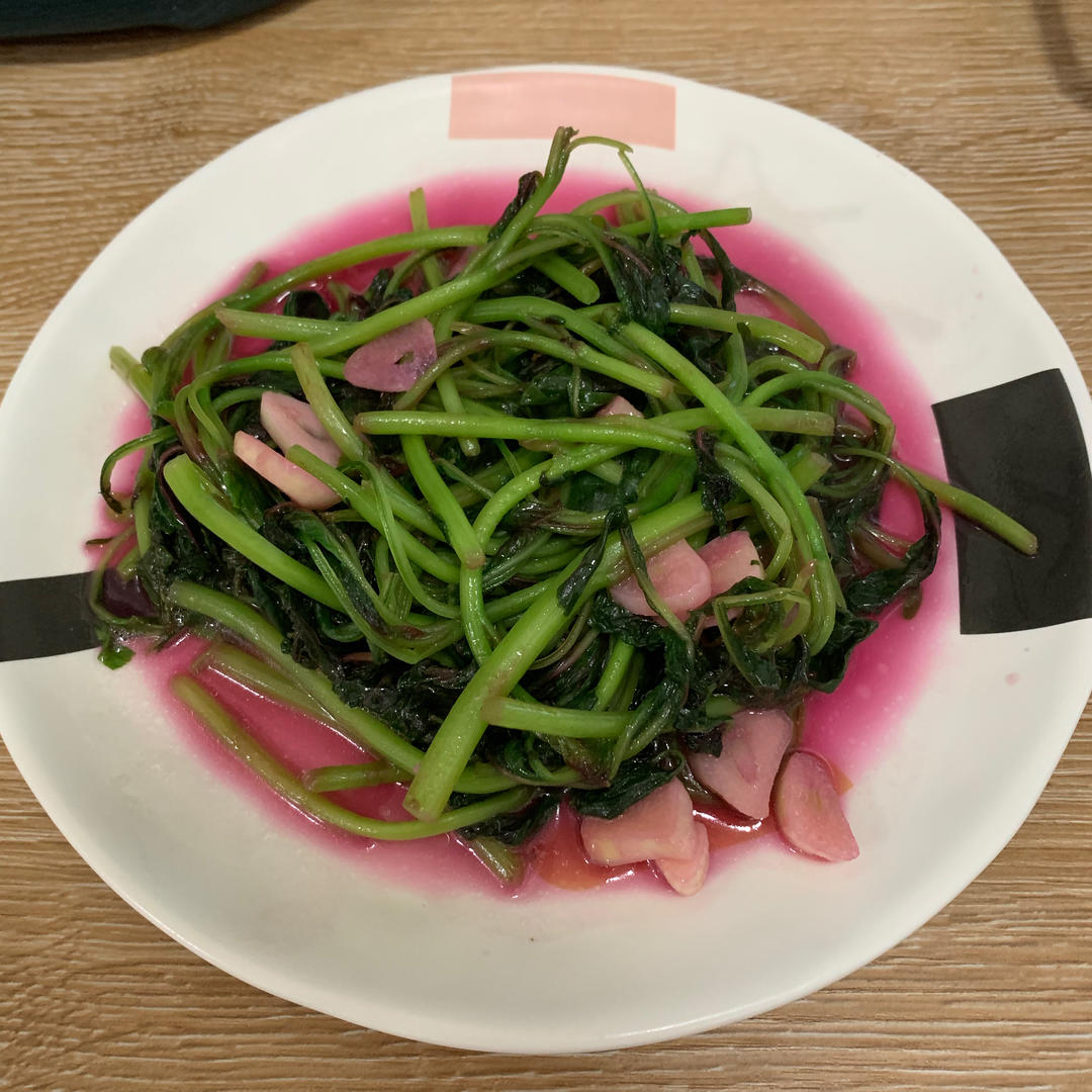 蒜茸炒红苋菜