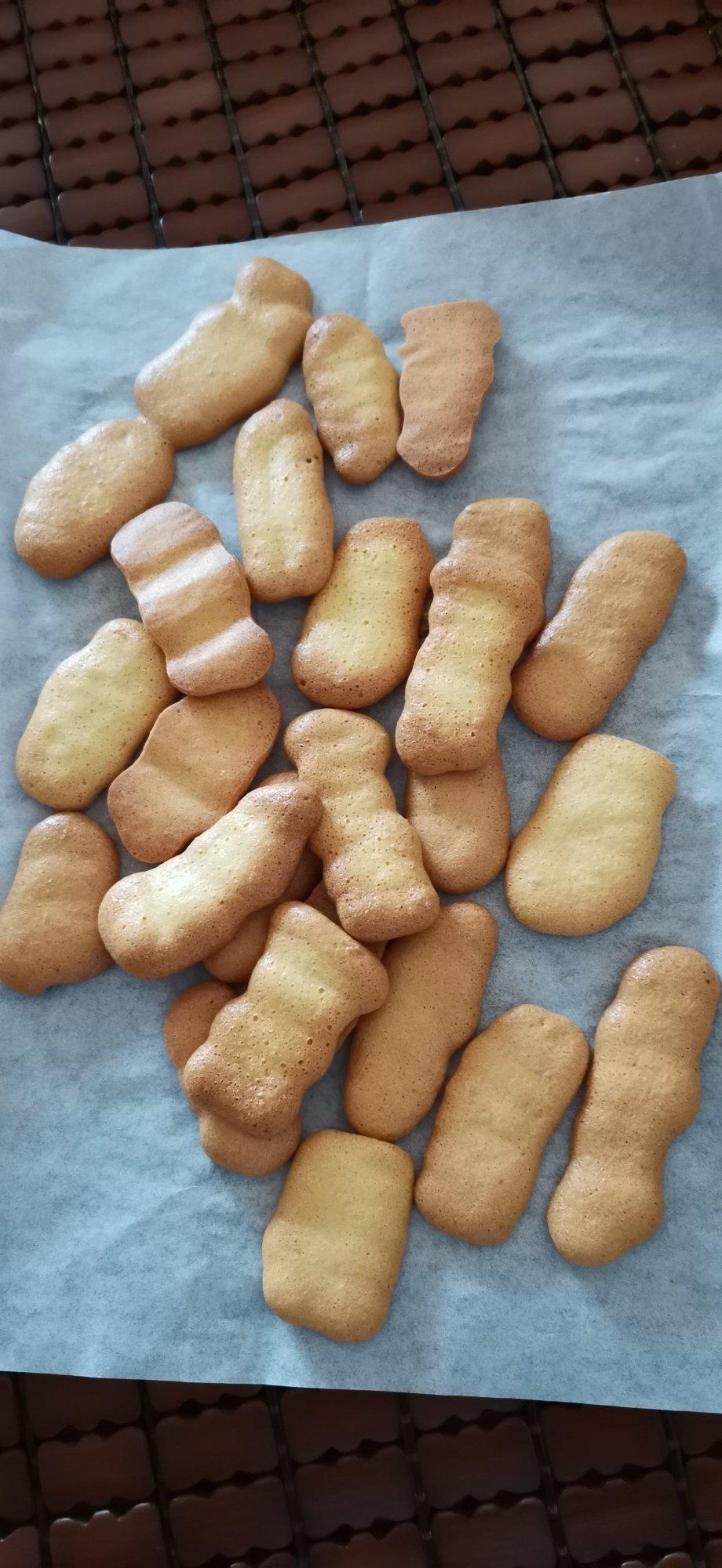 简便的鸡蛋饼干，特别适合小孩子吃