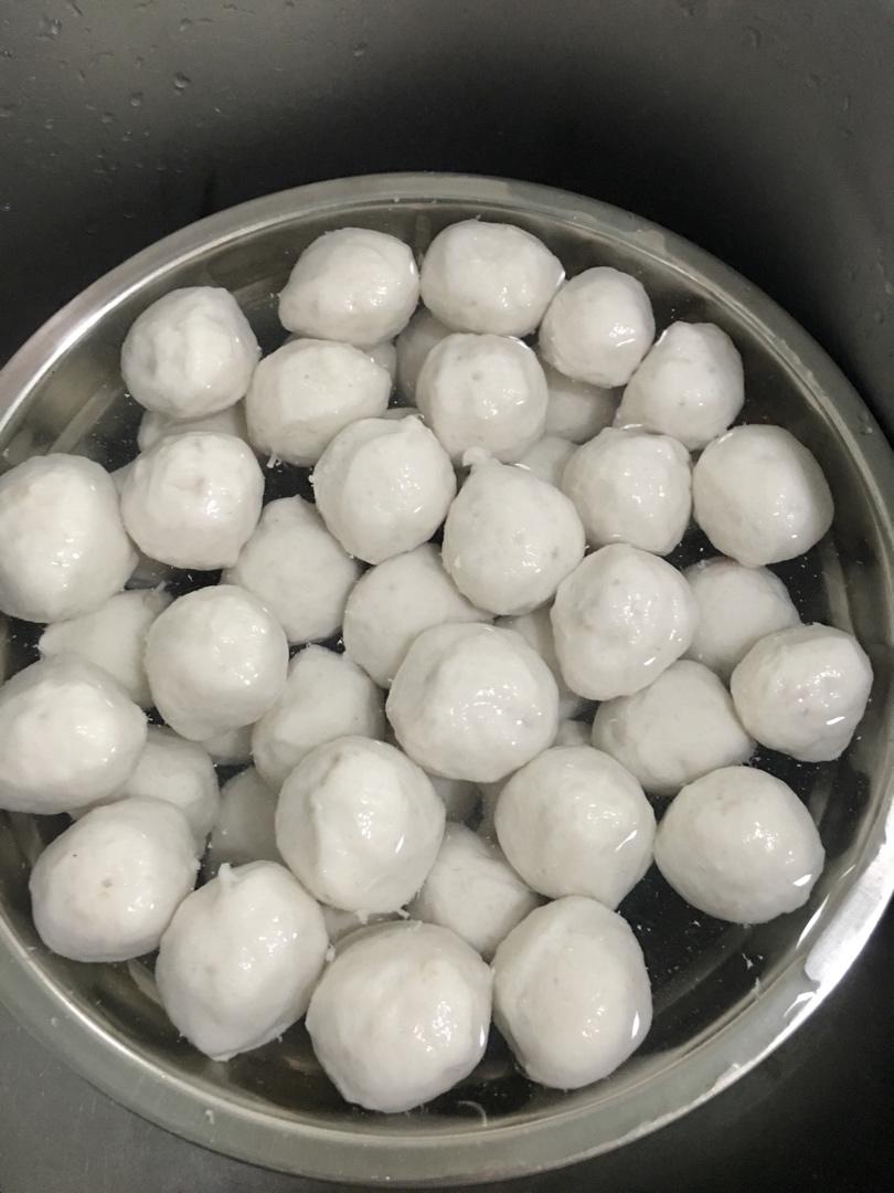 完美Q弹洁白的自制鱼丸