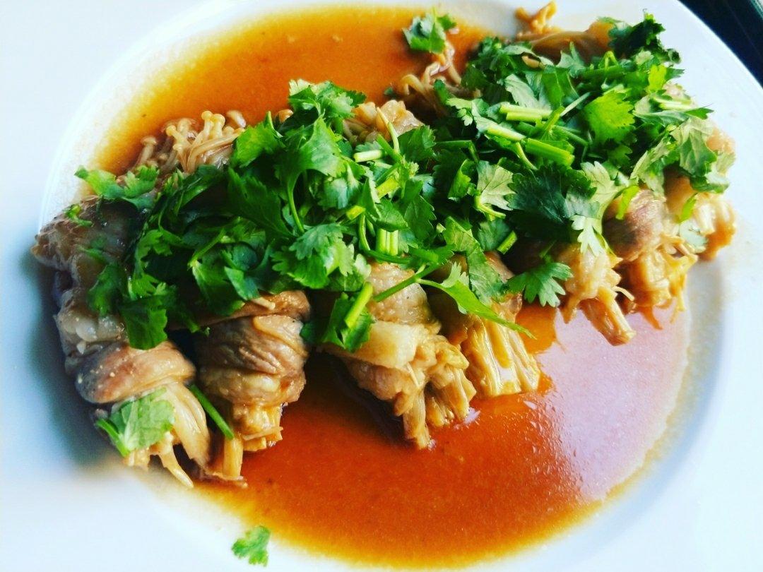 香煎培根金针菇卷