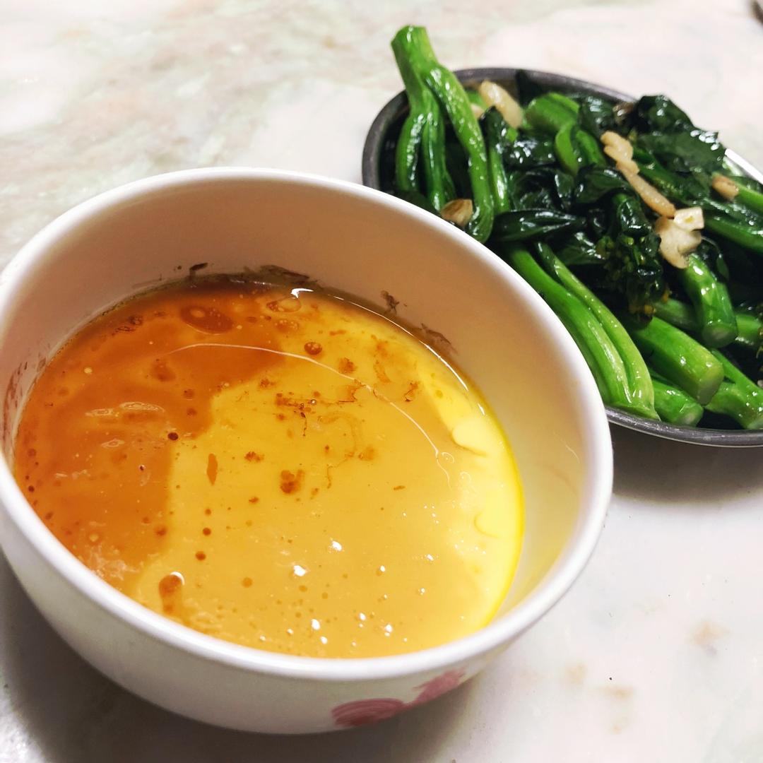 滑嫩嫩的蒸蛋羹