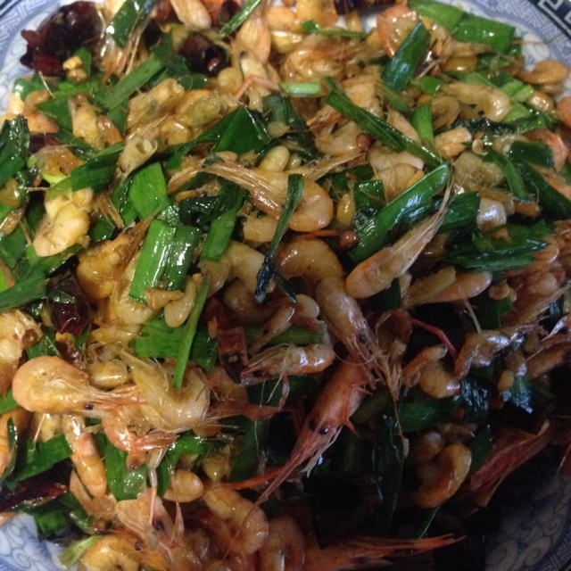 小河虾炒韭菜