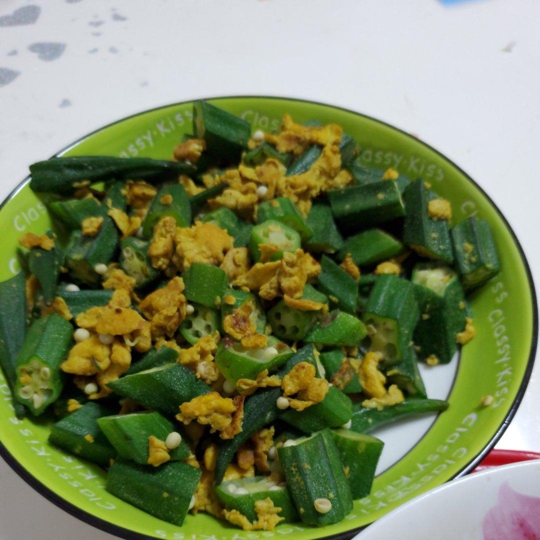 宝宝辅食：秋葵炒蛋