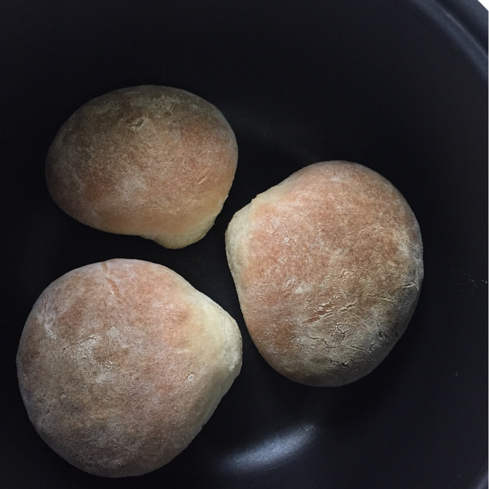 椰蓉芒果酸奶小面包