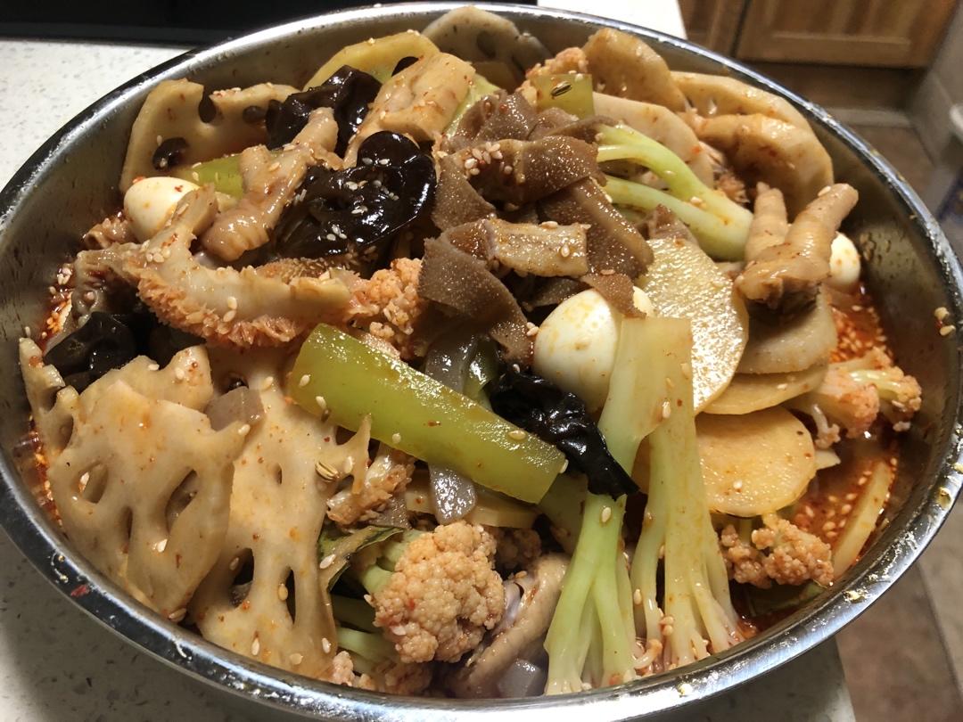正宗乐山小吃钵钵鸡