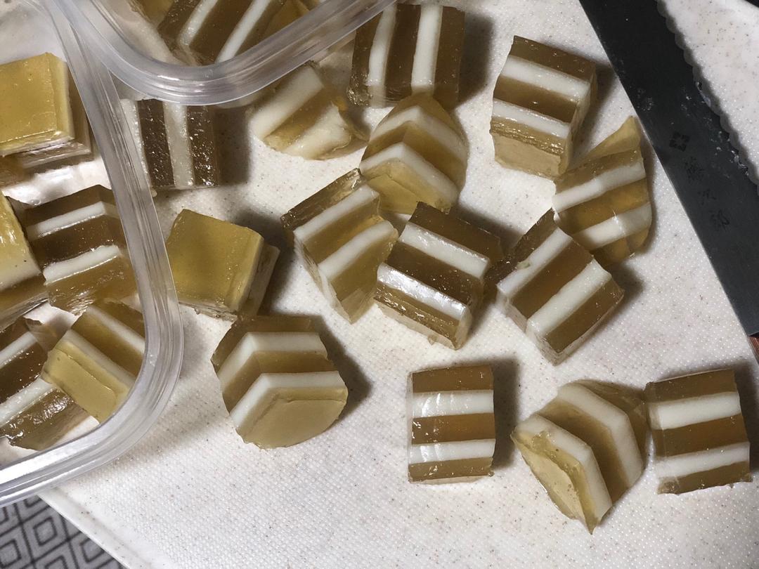 Q弹椰汁千层糕（马蹄糕）