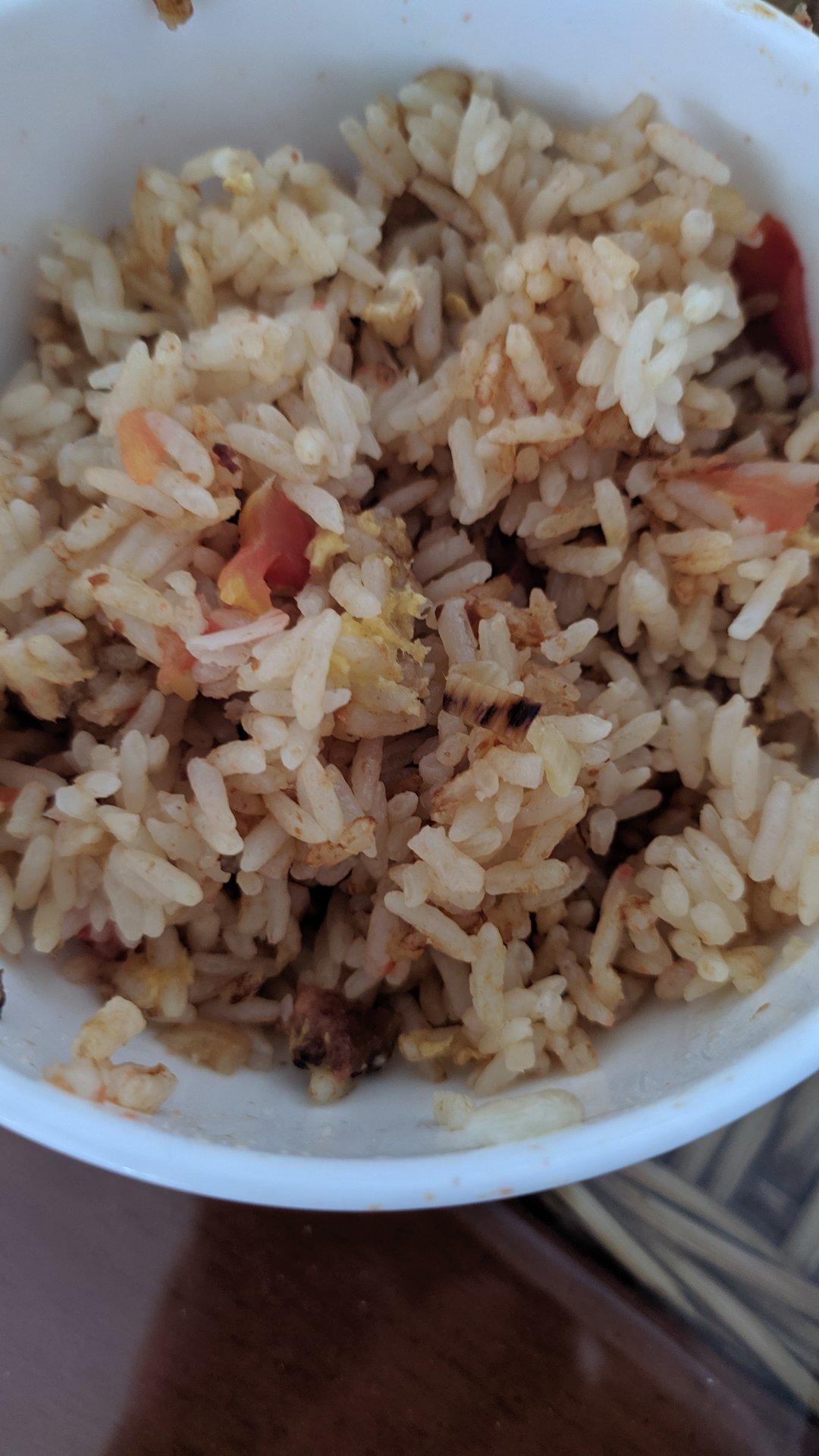 电饭锅焖饭