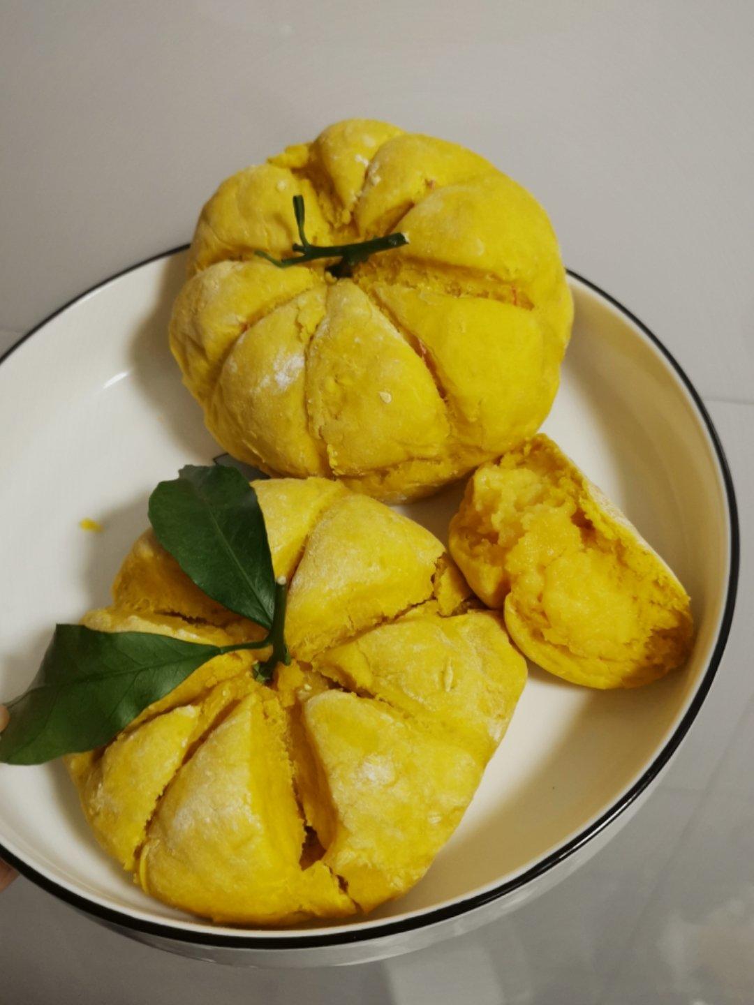 金色主题-南瓜豆沙面包
