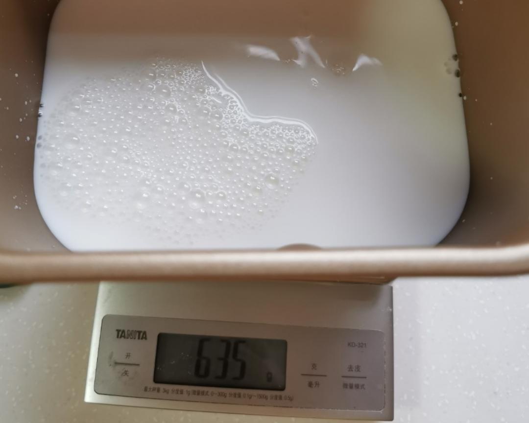 纯奶手撕吐司的做法 步骤1