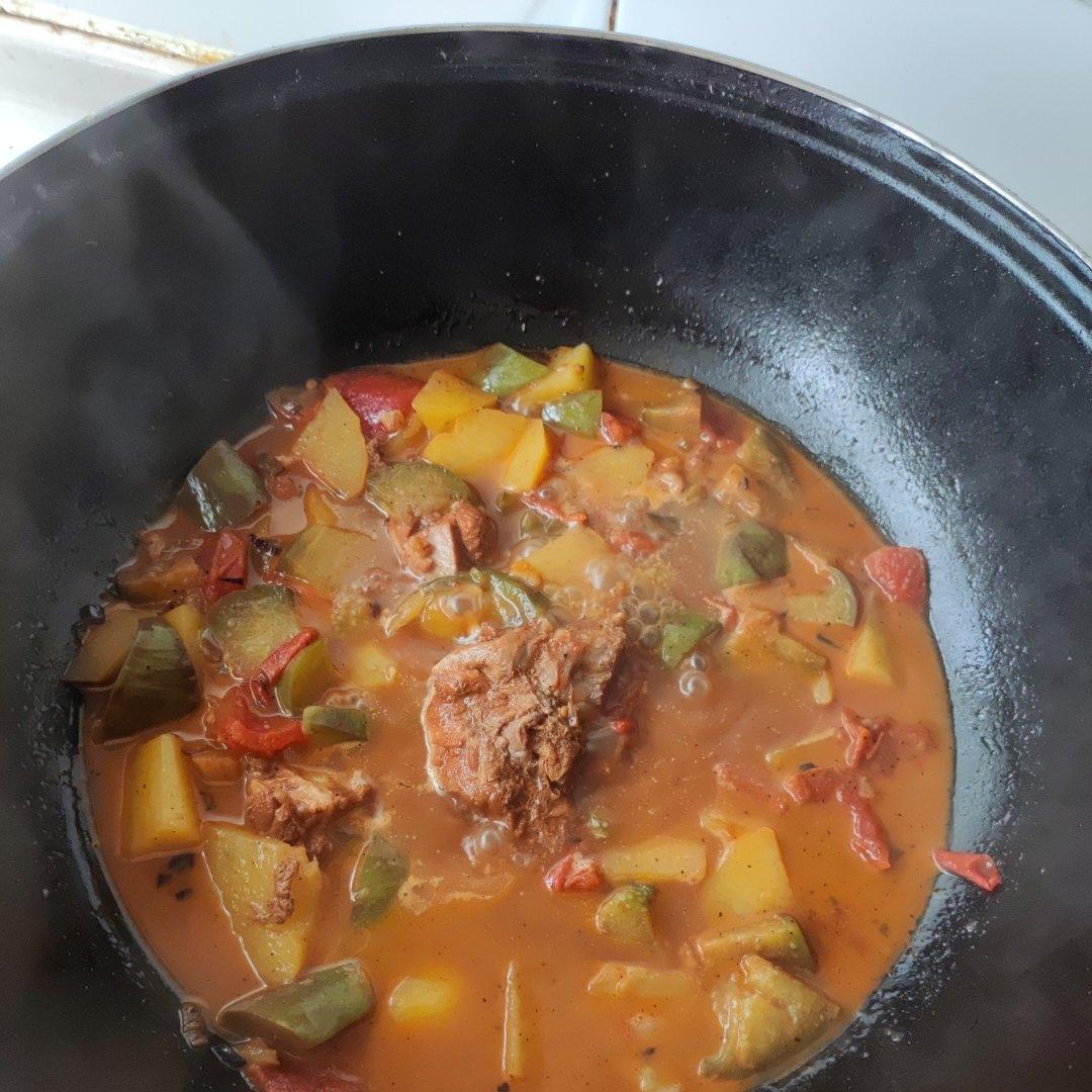 东北乱炖  —— 西红柿土豆茄子篇