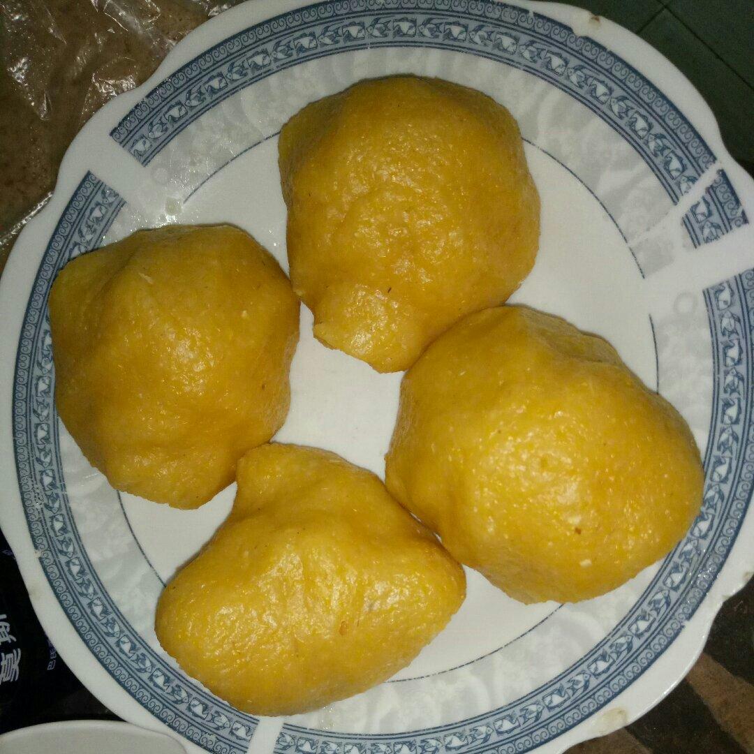 玉米窝窝头