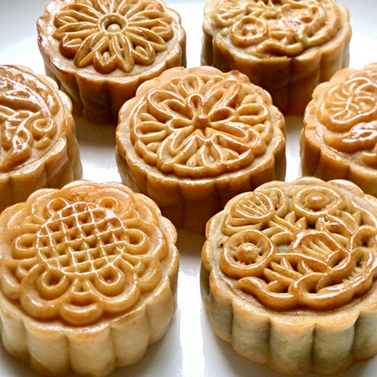 广式月饼——蛋黄莲蓉月饼