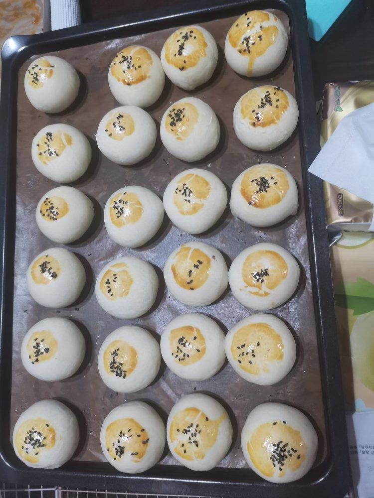 蛋黄酥