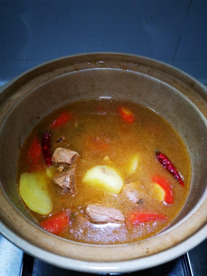 沙沙土豆胡萝卜炖牛肉