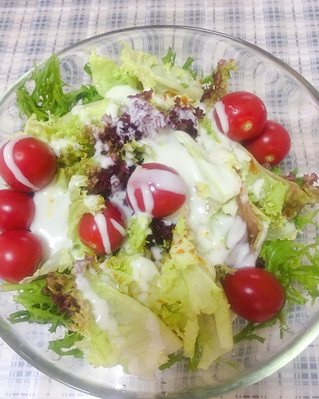 国源麻麻做的生菜沙拉