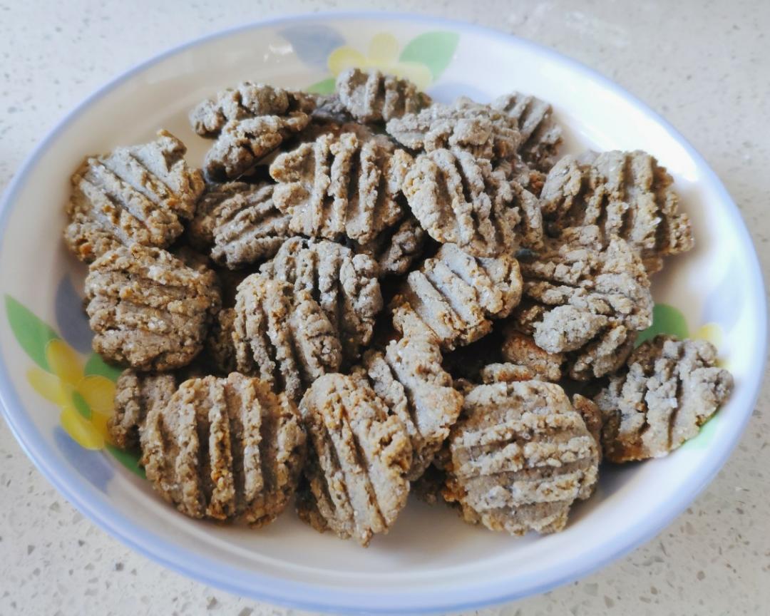 黑芝麻糊饼干（少油少糖）（解决吃不了的黑芝麻糊）的做法