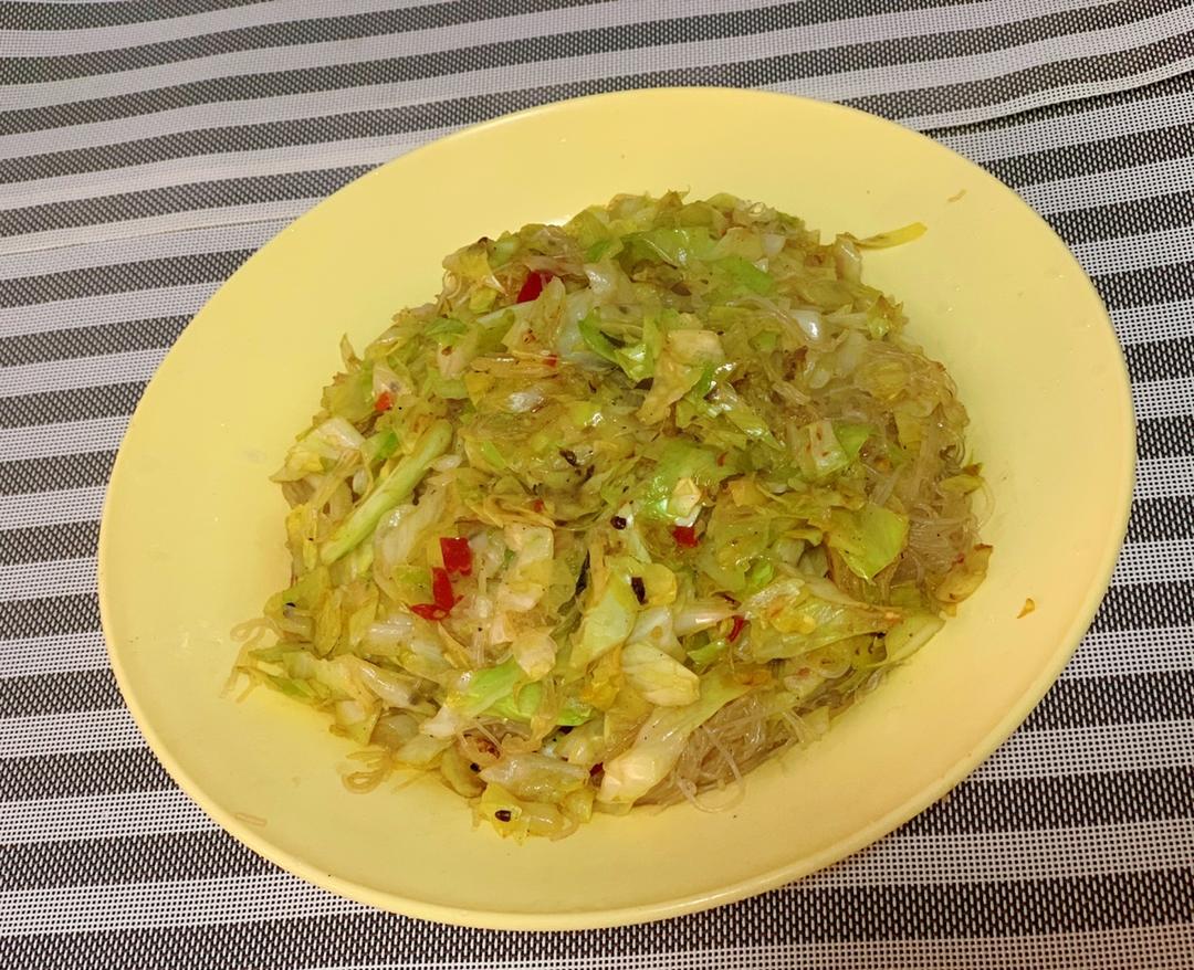 卷心菜炒粉丝 Glass noodles with Cabbage