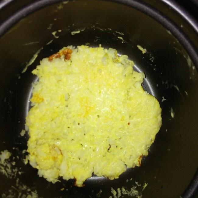 奶香鸡蛋米饭饼（寝室电饭锅作品）的做法
