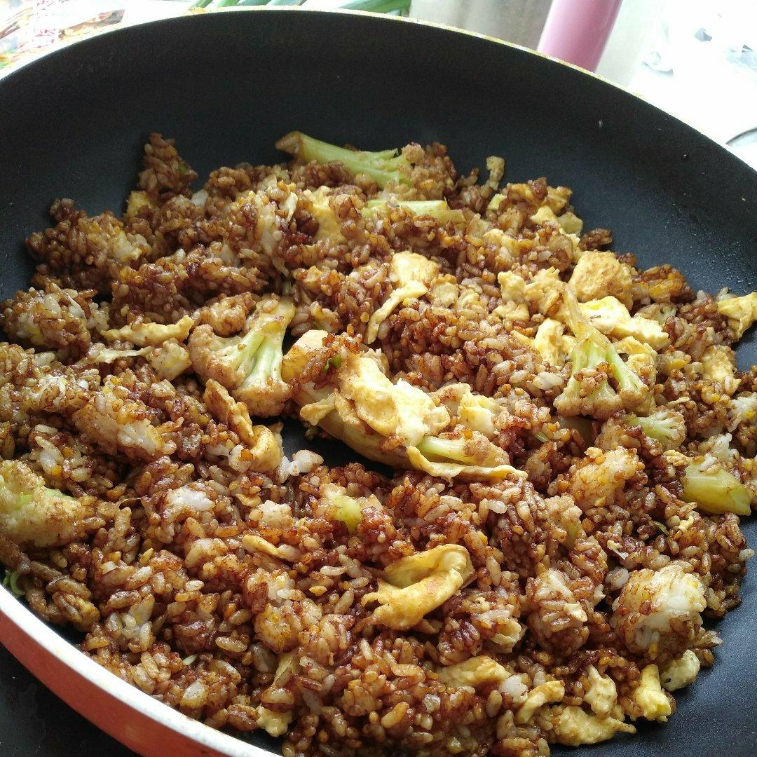 酱油炒饭(超级简单)