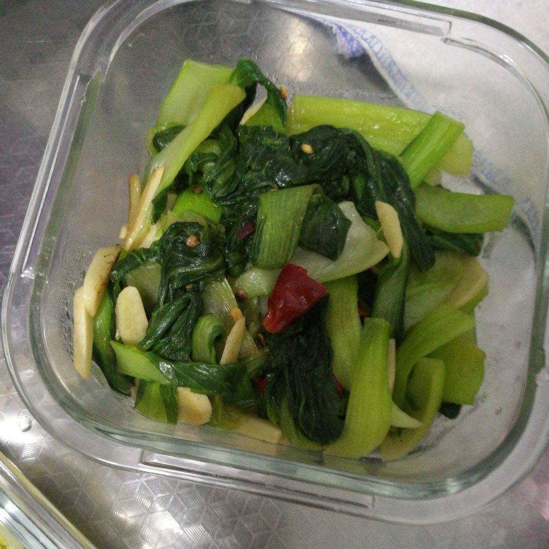 厨师长疑难解答：青菜“炝炒跟清炒”的区别，家庭硬核小技巧