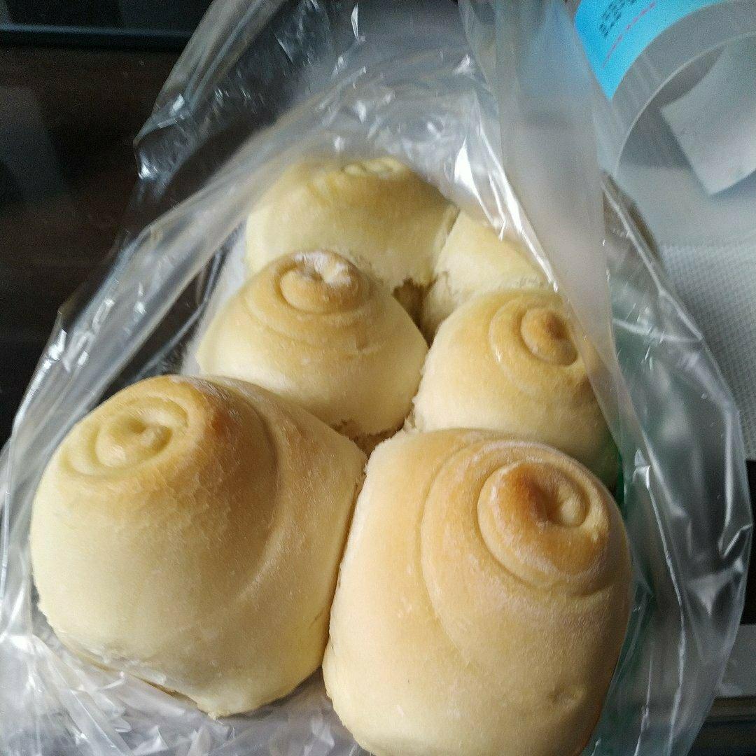 蜂蜜脆底小面包