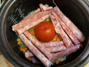 番茄肥牛焖饭🍅营养美味的懒人食谱的做法 步骤4