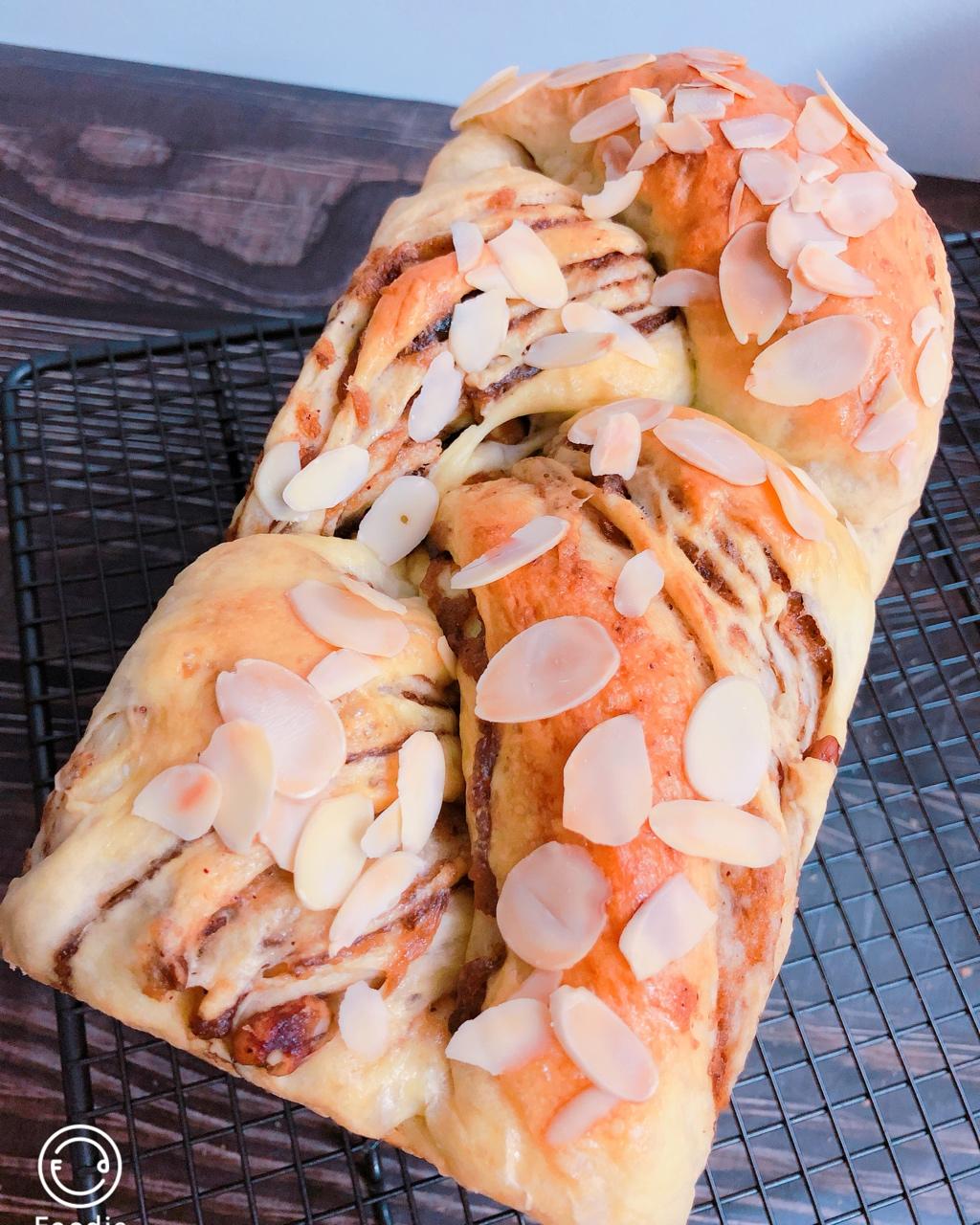 牛奶吐司——面包机揉面专用的方子，简单版！