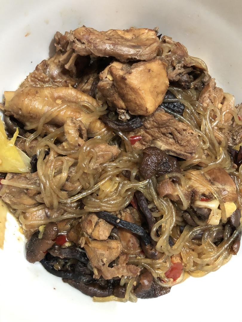 小鸡蘑菇炖粉条