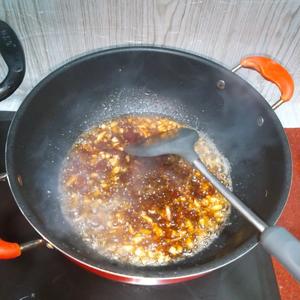 蒜蓉粉丝虾🦐简易版的做法 步骤5