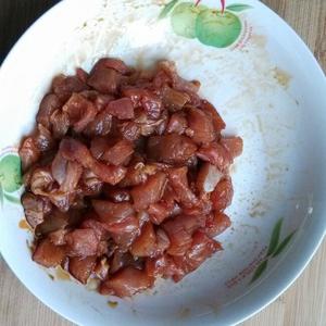 土豆猪肉焖饭（小清新版）的做法 步骤1