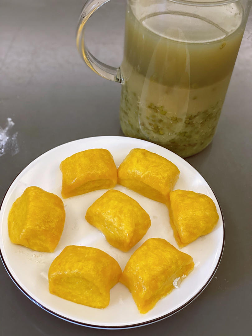 南瓜奶香小馒头
