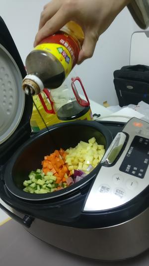 电饭煲焖米饭（简单）的做法 步骤6
