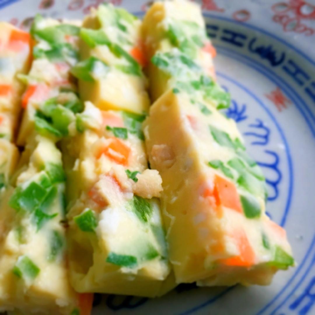 蘸汁菠菜鸡蛋糕——春季养生多吃菠菜