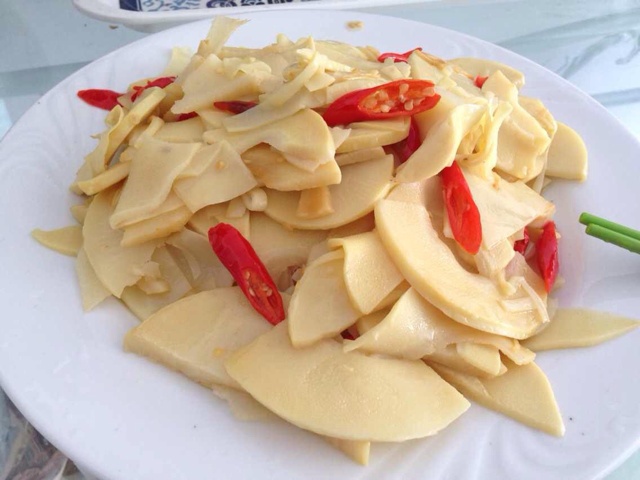 高笋炒肉丝