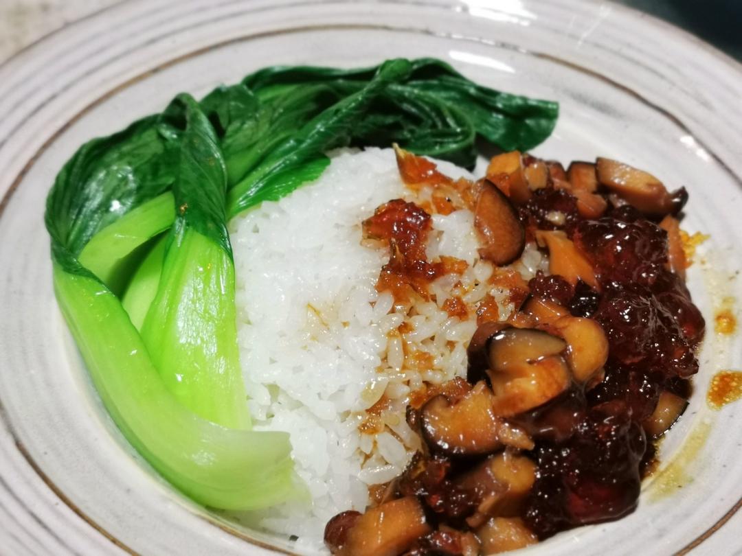 卤菇饭