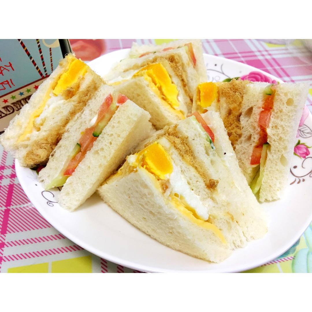 火腿芝士蛋三文治