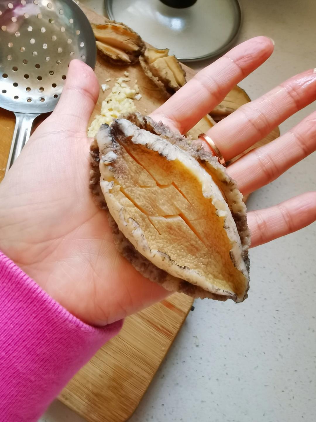 红烧鲍鱼