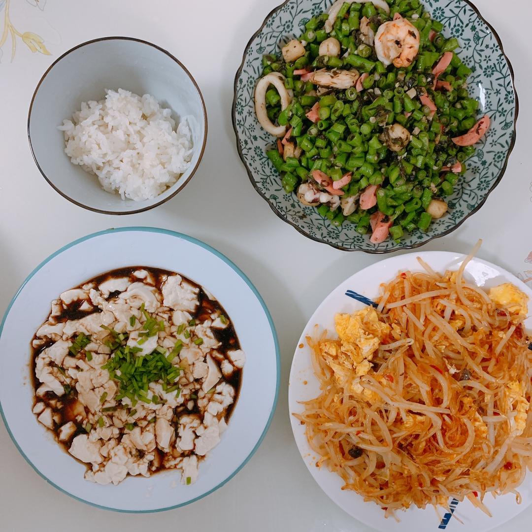 天天小饭桌