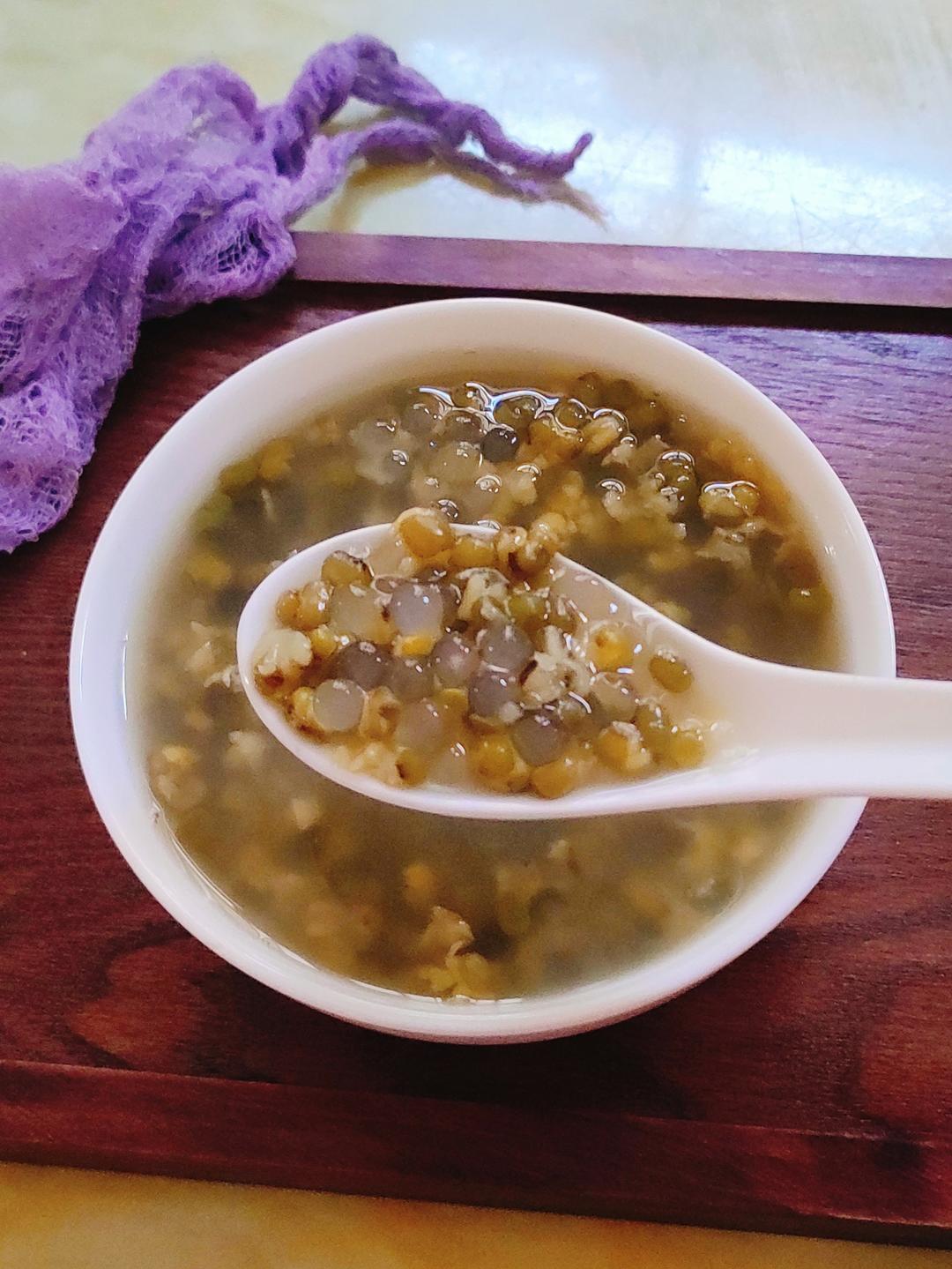 西米绿豆汤