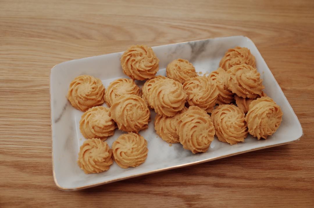 一抿即化酥到掉渣的珍妮曲奇云顶小花/烘焙视频饼干篇1