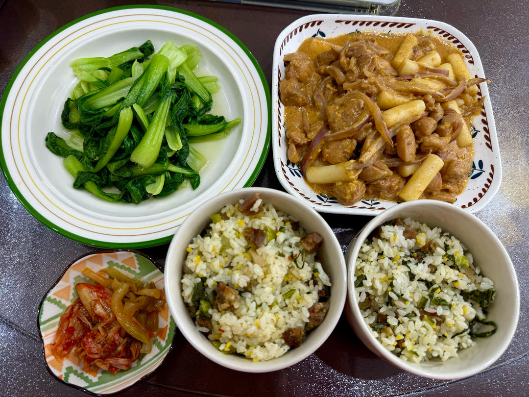 芝士年糕炒辣鸡