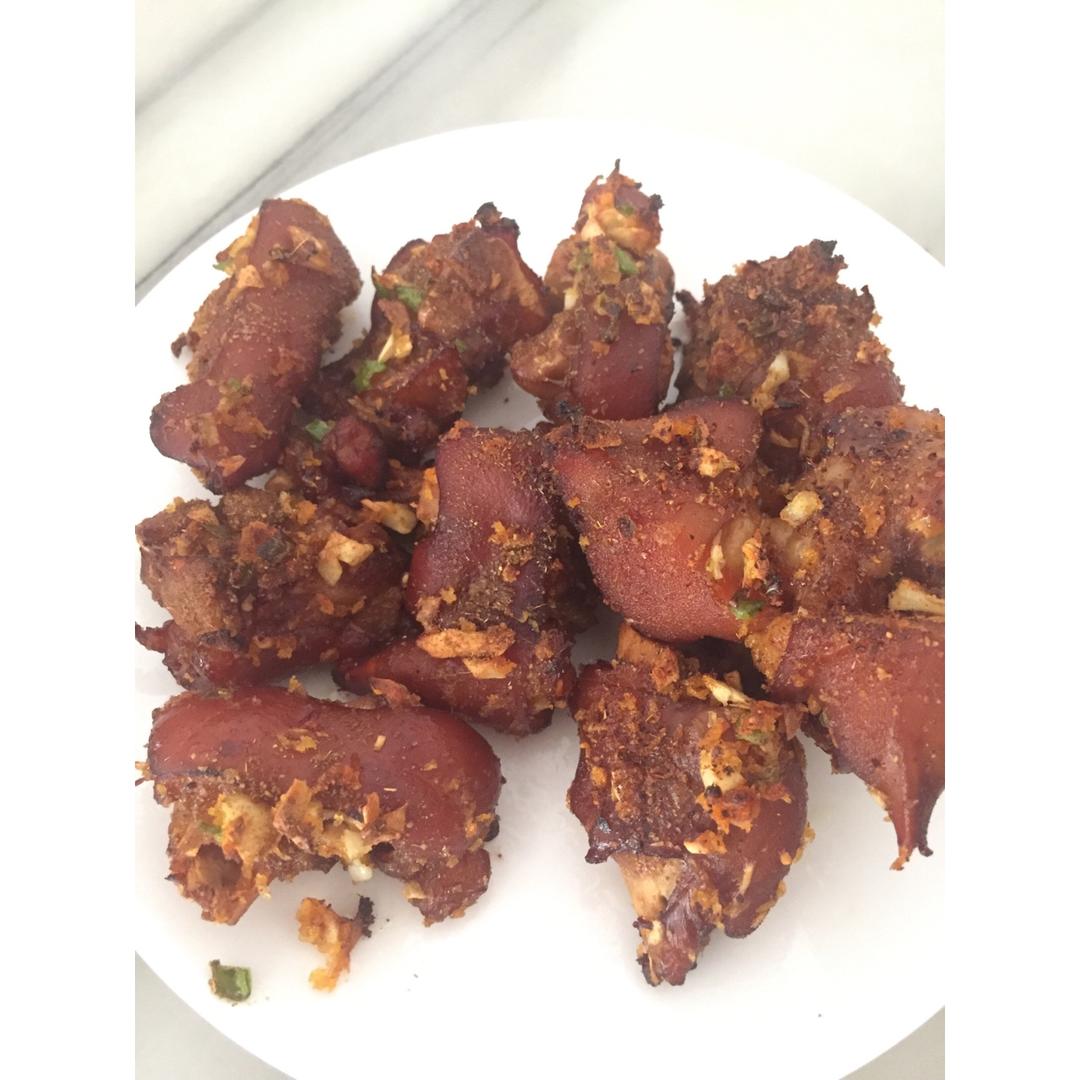 香酥烤猪蹄