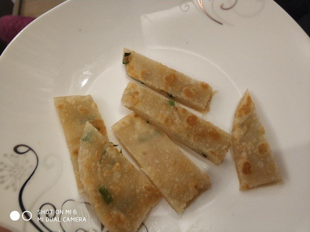 葱油饼（附外酥里嫩的技巧）