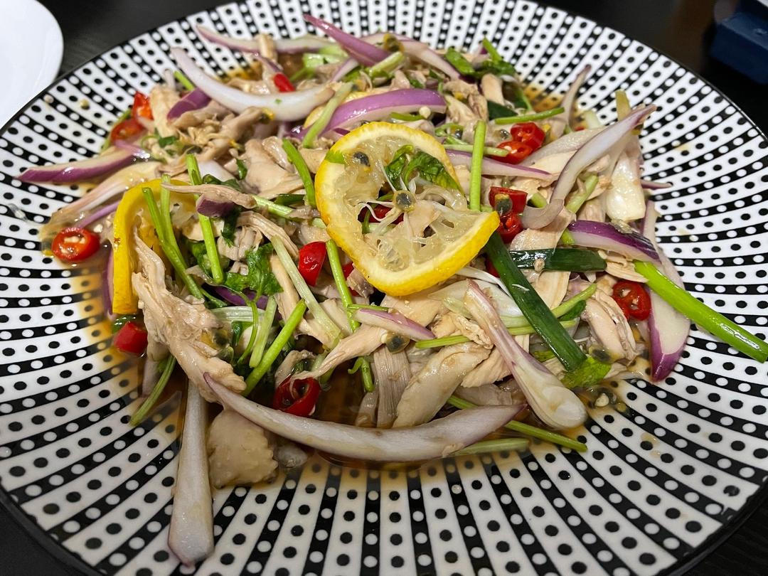 适合减脂吃的开胃手撕鸡