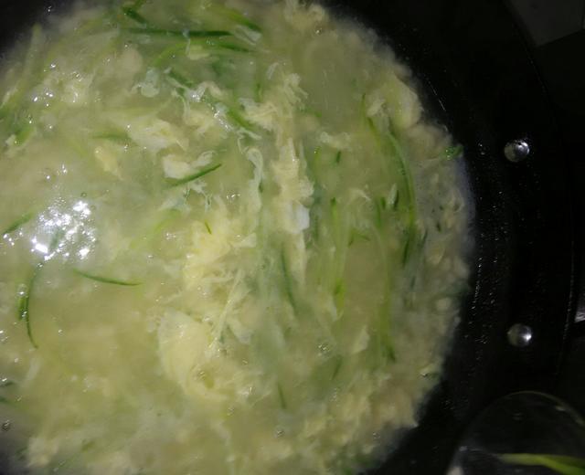 清淡鸡丝萝卜疙瘩汤的做法