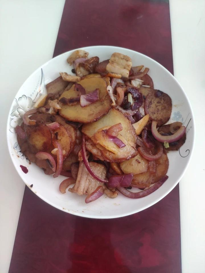 干锅土豆片