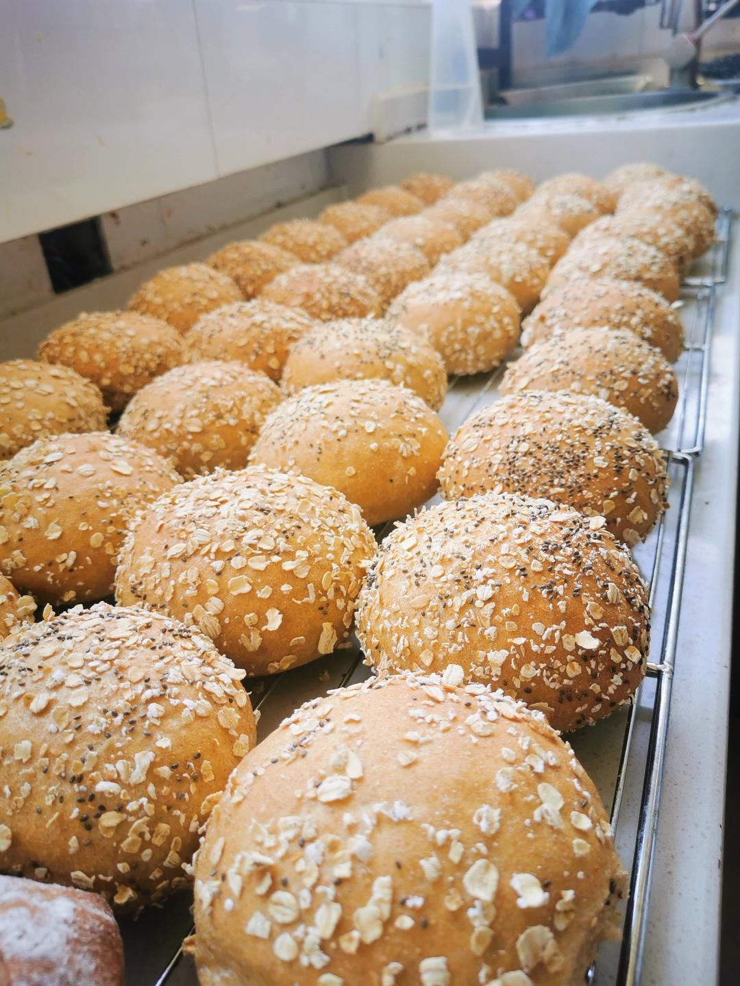 无油无糖纯全麦面包