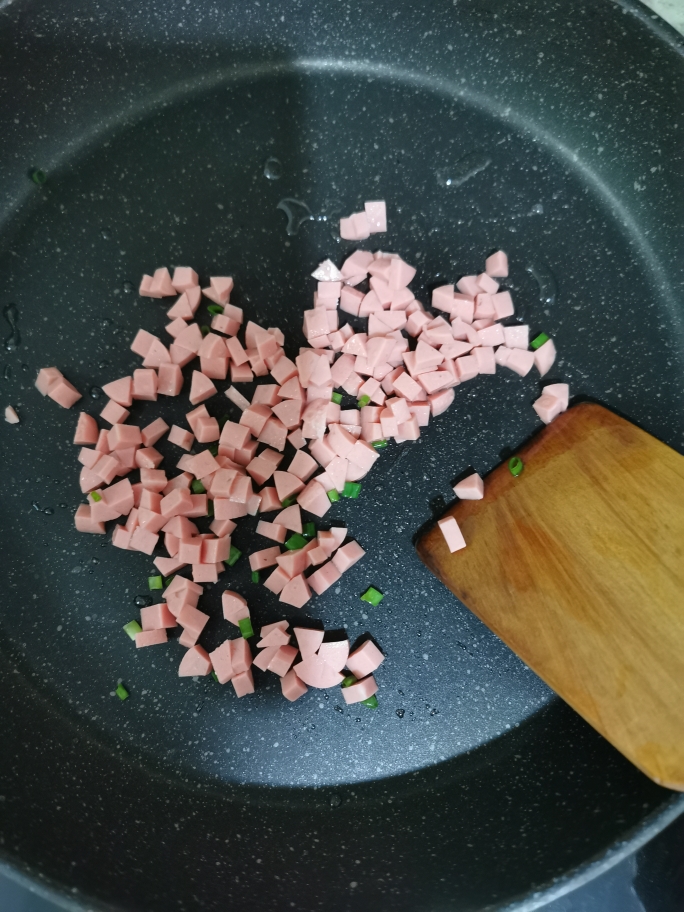 芝士馅紫菜蛋皮包饭的做法 步骤2